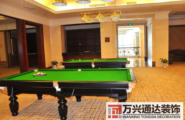 臺(tái)球室裝修效果圖臺(tái)球廳裝修效果圖_萬興辦公室裝修公司