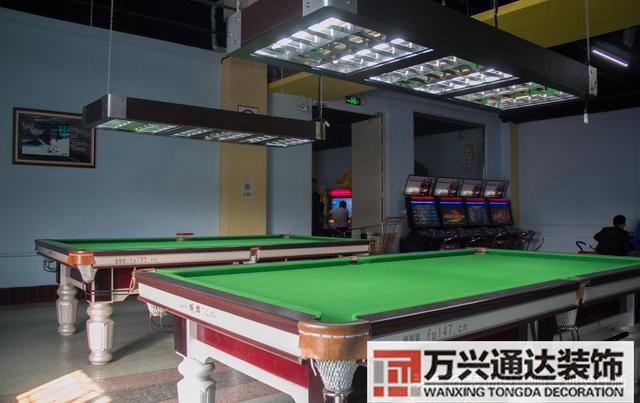 臺(tái)球室裝修效果圖臺(tái)球廳裝修效果圖_萬興辦公室裝修公司