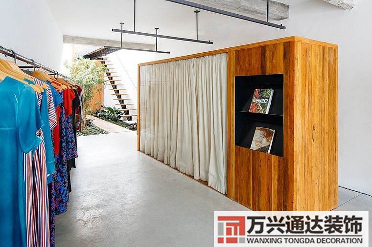 個性服裝店裝修服裝店鋪裝修設(shè)計效果圖片